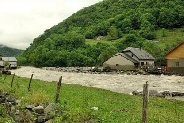 A Cauterets, le gave a changé de cours