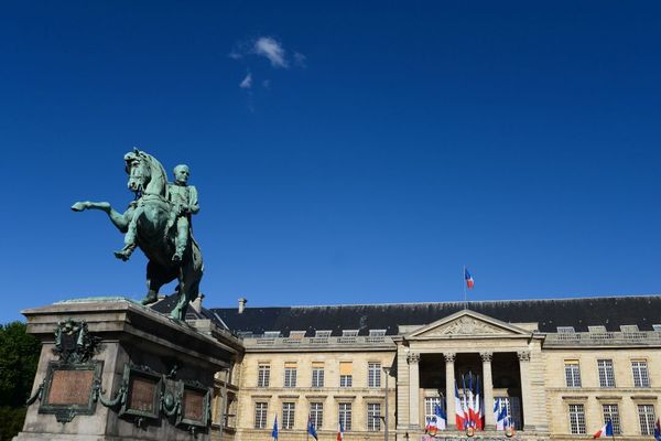 L'hôtel de ville de Rouen