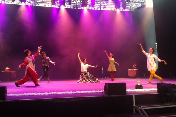 Le spectacle de la compagnie Indian Style à l'heure des répétitions, le 17 août, à Châteauroux.