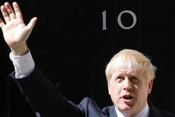 Boris Johnson devant le 10 Downing Street à Londres.