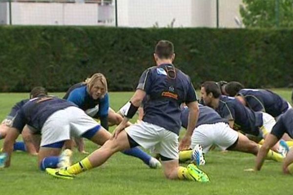 L'ASM à l'entraînement le 28 avril. Deux jours après sa lourde défaite face aux Saracens. Les Clermontois espèrent bien se racheter samedi après-midi face à Perpignan.