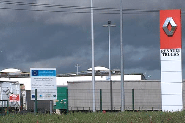 Le site Renault Trucks de Blainville-sur-Orne emploie 2000 personnes.