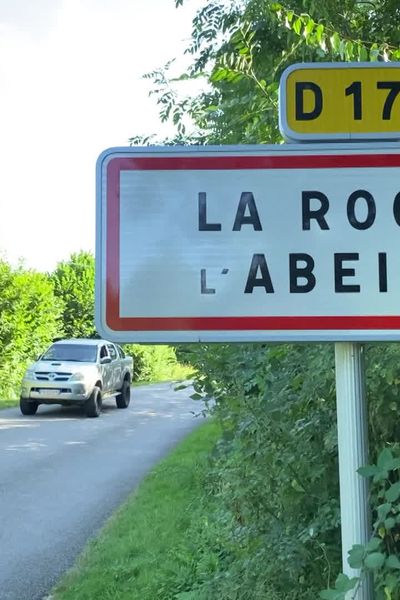 Cela fait des mois que la colère couve au sein du conseil municipal de la petite commune de La Roche l'Abeille en Haute-Vienne. Deux plaintes pour harcèlement moral ont été déposées contre le maire, par le premier adjoint et par une employée municipale.