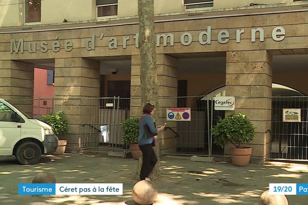 Le confinement a engendré un lourd retard dans le chantier du musée d'art moderne de Céret. Moteur économique de la ville, il est fermé tout l'été - juillet 2020.