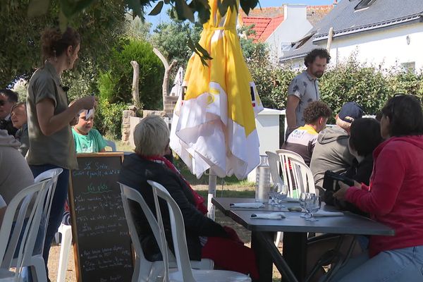 Le restaurant fait le plein.