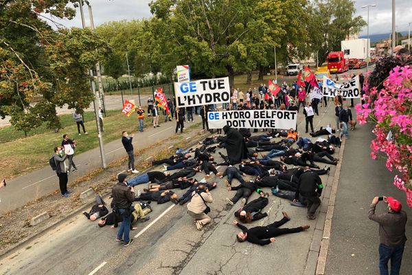 Des salariés de General Electric ont organisé une action ce jeudi 24 septembre à Belfort.