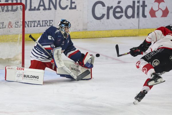 Illustration. Victorieux 5-0 à Briançon, les Brûleurs de Loups affronteront les Ducs d'Angers en finale de la Coupe de France de hockey sur glace.