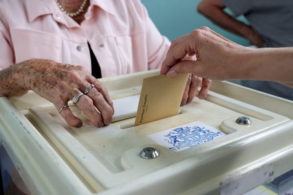 Les sondages anticipent un regain de participation par rapport aux dernières législatives: 66% selon une enquête Ifop mercredi, contre 47,8% en 2022.