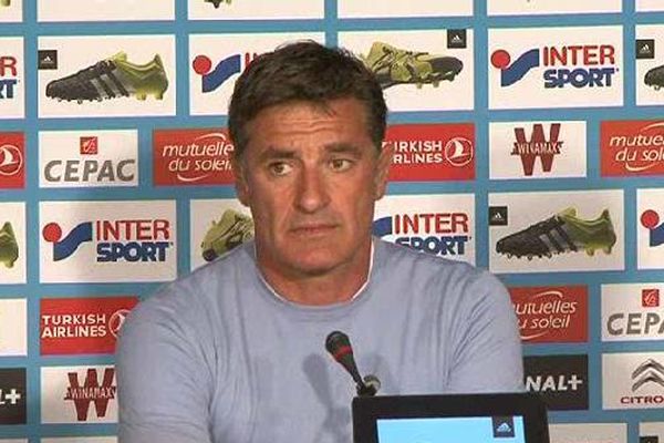 Le coach marseillais Michel lors d'une conférence de presse