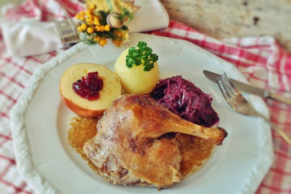 La cuisine actuelle de Nouvelle-Aquitaine oscille entre tradition et innovation.