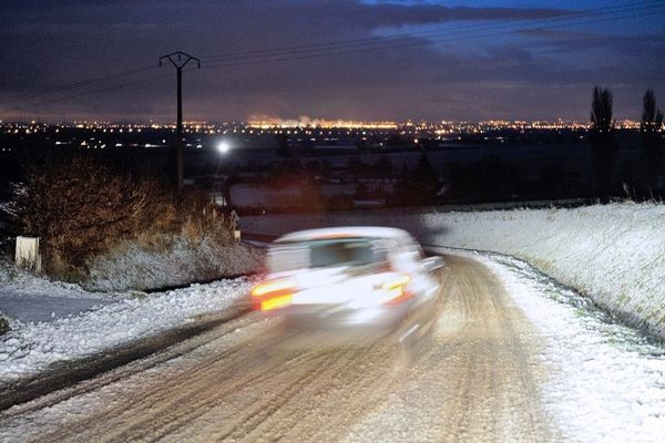 Ce vendredi matin, neige à Godewaersvelde. 