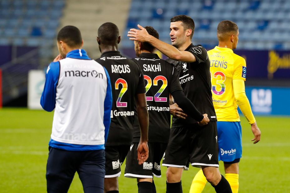 Football : Auxerre L’emporte 3-2 à Sochaux, Mais Rate Les Barrages Pour ...