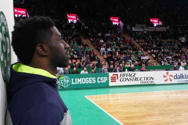 Pour sa première soirée à Beaublanc, Pooh Jeter a assisté à une défaite de sa nouvelle équipe. 