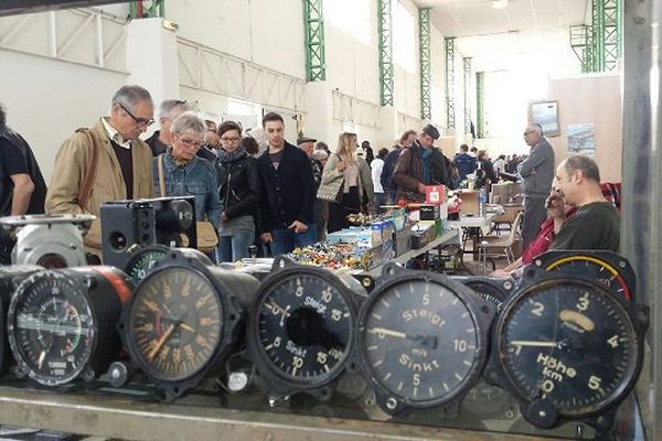 "Aéropuces", une brocante de l'aéronautique et de l'espace, pour la première fois aux rencontres de Gimont