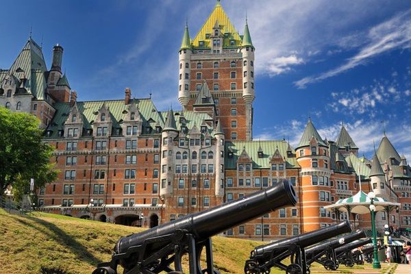 Le château Frontenac, dans la ville de Québec