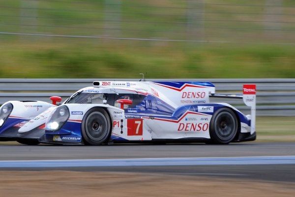 Toyota TS 040 Hybrid N°7 de l'autralien Alexander Wurz. La firme japonnaise a réalisé le meilleur chrono de la journée test le 1er juin dernier.