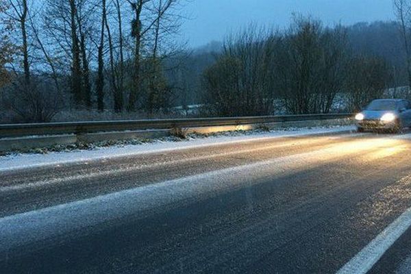 Prudence sur les axes de circulation du nord de la région, comme ici à Poix-Terron, non loin de Charleville-Mézières.