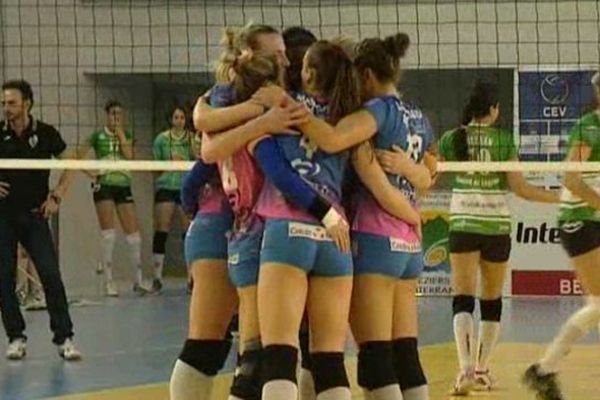 Les Béziers Angels fêtent leur victoire et leur qualification pour le prochain tour de la coupe CEV