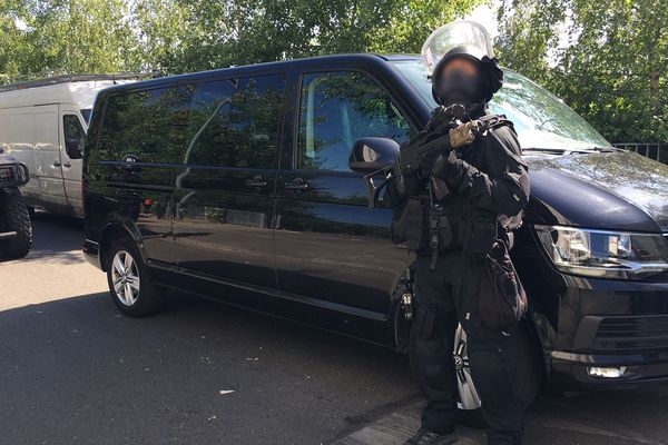 Vaste opération de police ce mardi matin à Lille Sud. 