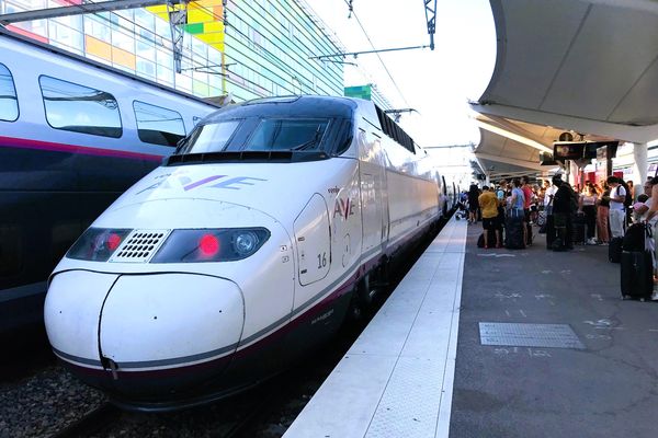 La compagnie espagnole Renfe exploite depuis le 13 juillet 2023 ses propres lignes sur le réseau ferroviaire français.