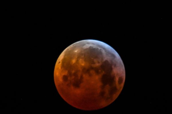 Mardi 19 février, il sera possible d'observer une super Lune, si la météo le permet. 