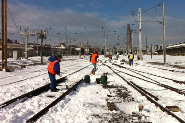 La circulation des train était quasi-impossible ce matin au départ de la capitale picarde.