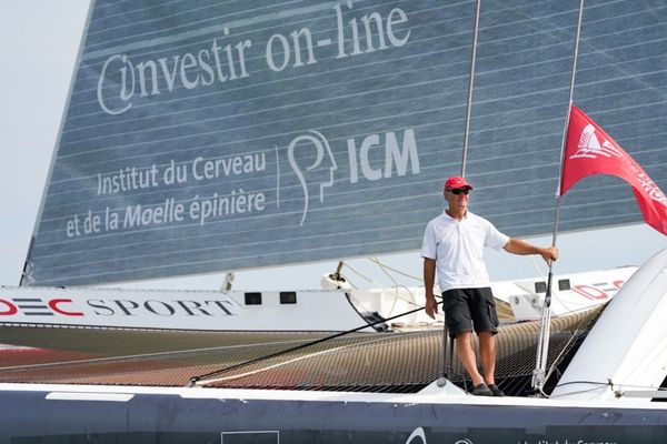 L'équipage d'Idec Sport a mis 12 jours, 20 heures, 37 minutes et 56 secondes pour relier l'île Maurice au Vietnam. 