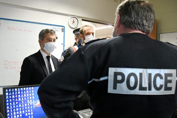 Montpellier - Gérald Darmanin et Michaël Delafosse visitent l'Hôtel de police - 14 février 2022.