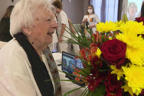 Juliette fête ses 100 ans en confinement