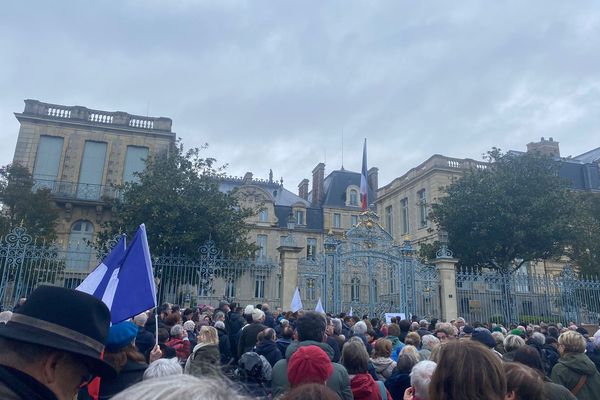 Début du rassemblement à 15h devant la Préfecture Martenot à Rennes