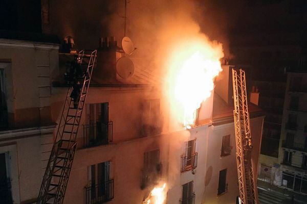 Archives/Incendie au 4 rue Myrha à Paris le 2 septembre 2015