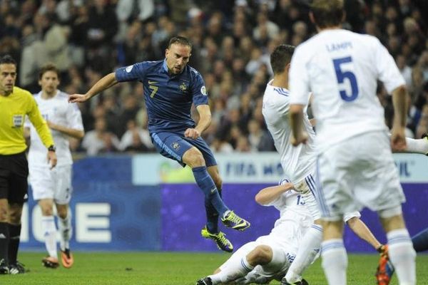 Franck Ribéry a marqué le premier but face à la Finlande, mardi 15 octobre 2012, au Stade de France. 