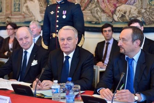 Le Premier ministre, Jean-Marc Ayrault, a présidé un séminaire gouvernemental sur la compétitivité, mardi 6 novembre à Matignon.