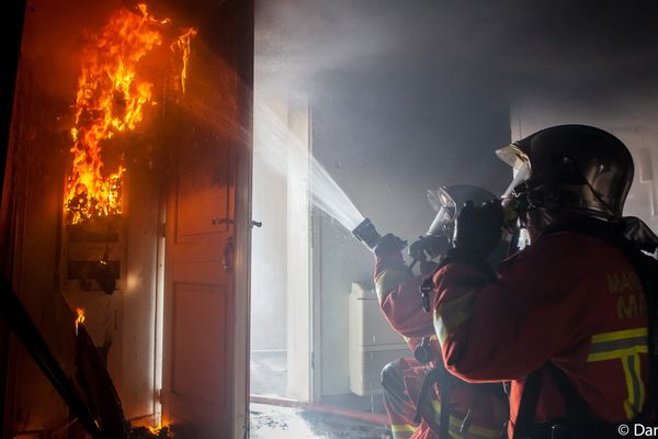 L'incendie est survenu au 57 boulevard Fifi Turin dans le 10e arrondissement à Marseille.