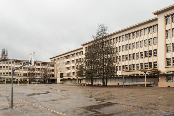  En 2020, 118 postes seraient supprimés dans les collèges et lycées en Lorraine. En photo : le lycée Chopin de Nancy. 