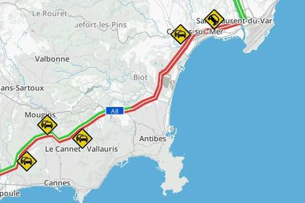 7 kilomètres de bouchons se sont formés ce mardi matin entre Antibes et Nice.