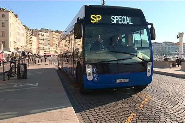 Un Prototype Mi Bus Mi Tram 100 Electrique Teste A Marseille