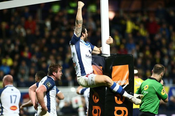 La joie de Julien Caminati, après la victoire du CO à Clermont, le 31 décembre 2017.