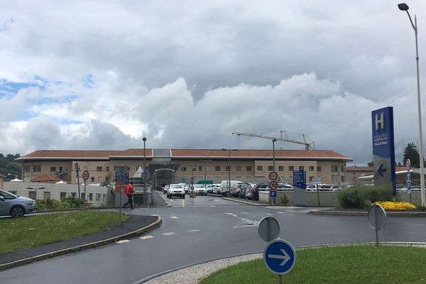 L'hôpital du Puy-en-Velay en Haute-Loire régule l'accès à ses urgences jusqu'au 31 mars 2024