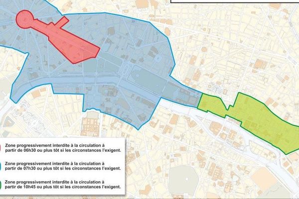 Pour le défilé militaire, un périmètre de restrictions de circulation est mis en place pour la journée du 14 juillet