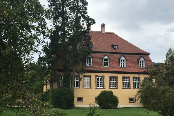 Le manoir de Lembach était habité jusqu'en 1931 puis occupé par les Allemands durant la Seconde Guerre mondiale. Depuis il était inhabité.