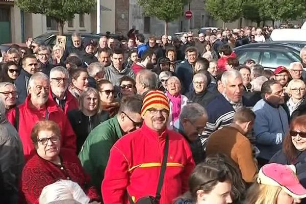 A Perpignan, il y avait foule ce 1er mai au stade Aimé Giral pour acheter des places pour la finale de PROD2 qui se déroulera dimanche à Toulouse. 4000 places sont proposées aux abonnés. Les premiers étaient là dès 4h du matin. 