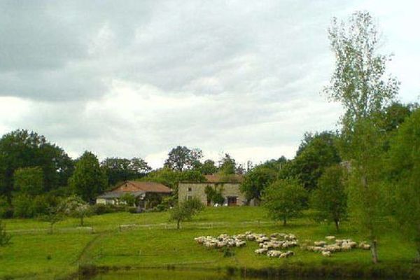 Une ferme du plateau de Millevaches qui accueillera la randonnée "Transhumance paysanne"