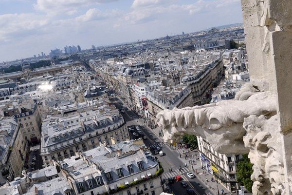 Ne manquez pas les derniers jours de l'ouverture de La Tour Saint-Jacques. Après sept années de restauration, la tour de l'Eglise médiévale dévoile jusqu’au 15 septembre ses 54 mètres et ses 300 marches lors de visites guidées