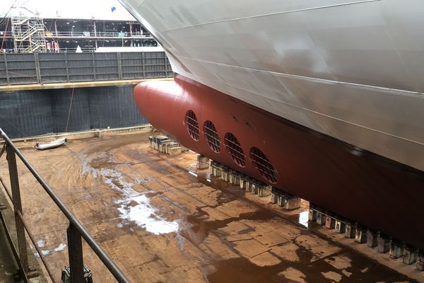 Chantiers de Saint-Nazaire : le Bellisima avant sa mise à flot