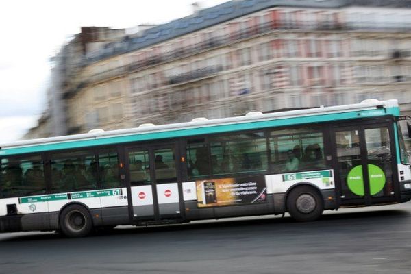 Une vingtaine de lignes de bus renforcées en île-de-France