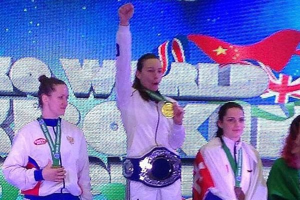 La boxeuse montpelliéraine Laëtitia Madjene vient d'être sacrée championne du monde de full-contact à Dublin, en Irlande - 28 novembre 2015