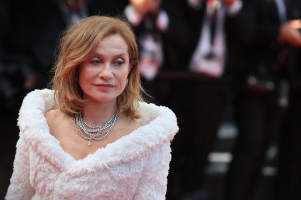 Isabelle Huppert au festival de Cannes 2024. L'actrice recevra le Prix Lumière en octobre prochain lors de la 16e édition du Festival international de cinéma de Lyon.