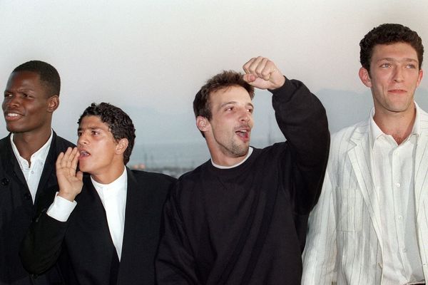 Hubert Koundé, Saïd Taghmaoui, Mathieu Kassovitz et Vincent Cassel le 28 mai 1995, au festival de Cannes.