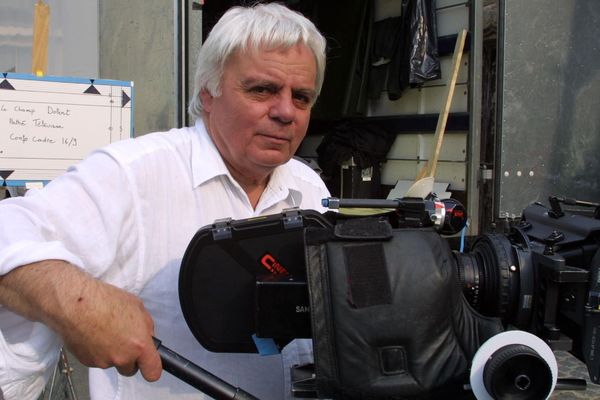 Hervé Baslé, lors du tournage d'une série télévisée pour France Télévisions à Moulins, près de Châteaugiron (Ille-et-Vilaine) - 2001